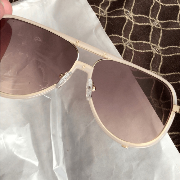NEW! Quay High Profile Creamy opulent Aviator Sunglasses main image 7